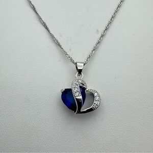 Beautiful Blue Heart Crystal Pendant Necklace Silver Plated